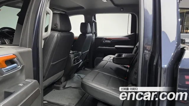GMC Sierra — Фото автомобиля 16