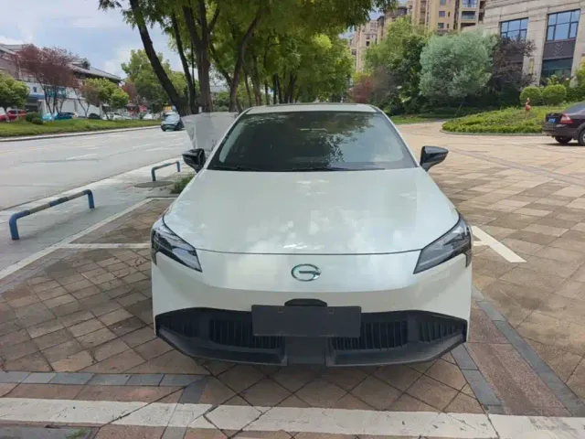 GAC Aion S Plus — Фото автомобиля 2