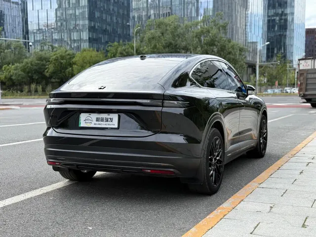 Nio EC6 — Фото автомобиля 4