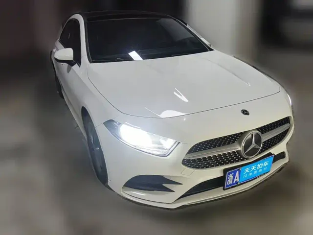 Mercedes-Benz A-Class — Фото автомобиля 3