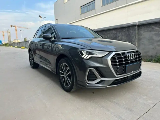 Audi Q3 — Фото автомобиля 3