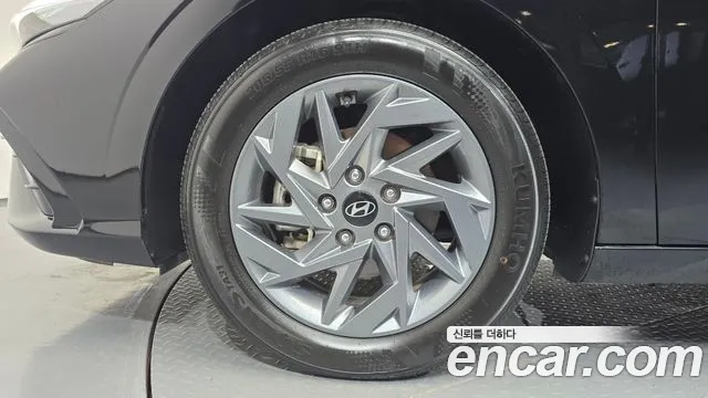 Hyundai AVANTE Новый Avante (CN7) — Фото автомобиля 5