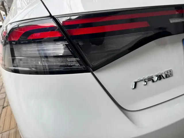 Honda Accord — Фото автомобиля 6