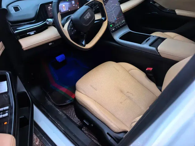 Geely Galaxy L6 — Фото автомобиля 4