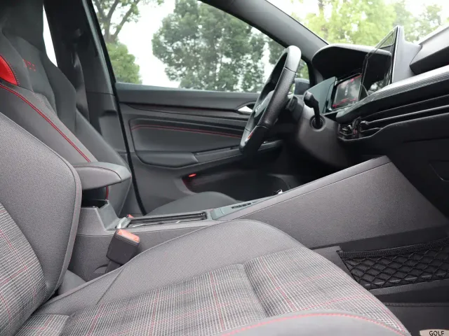 Volkswagen Golf GTI 2021 380TSI DSG GTI — Фото автомобиля 12