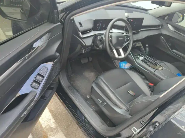 Haval H6 — Фото автомобиля 12