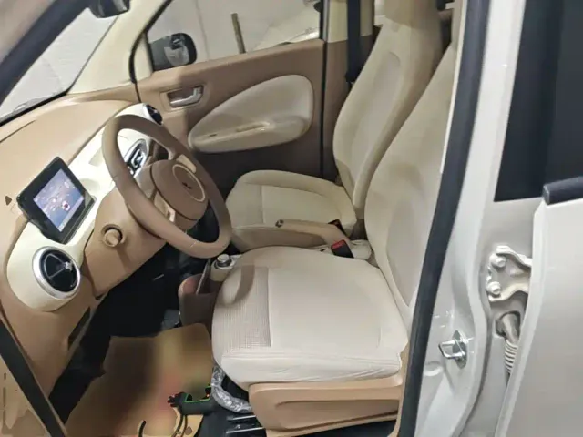 Wuling Hongguang Mini EV — Фото автомобиля 14
