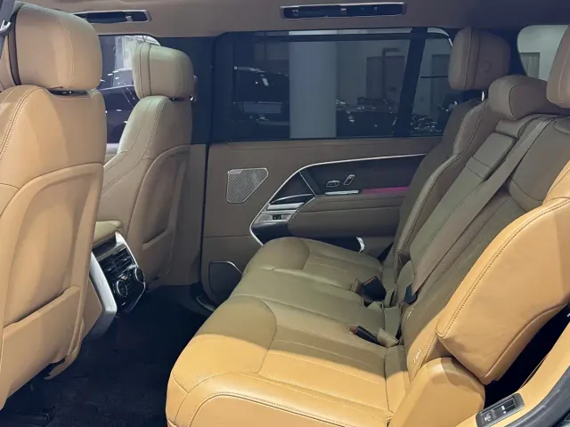 Land Rover Range Rover — Фото автомобиля 15