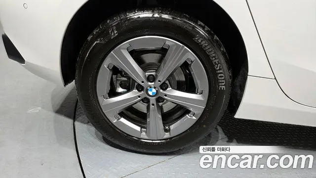 BMW 2-Series — Фото автомобиля 5