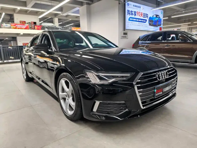 Audi A6L — Фото автомобиля 3