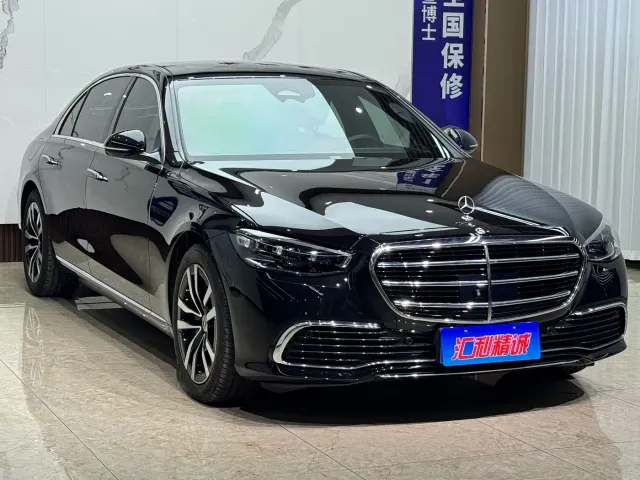Mercedes-Benz S-Class — Фото автомобиля 3