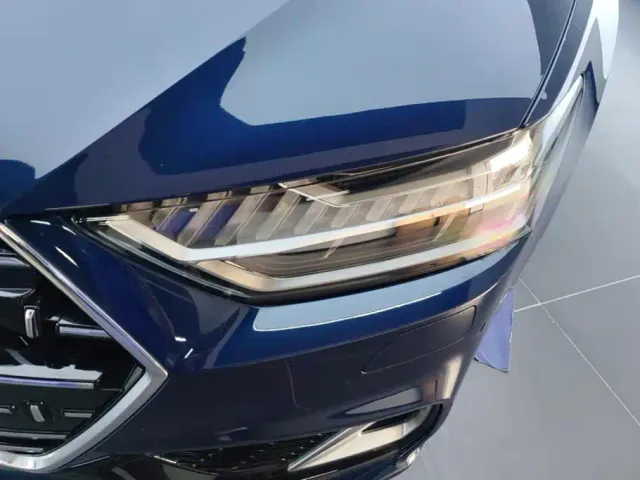 Audi A7L — Фото автомобиля 5