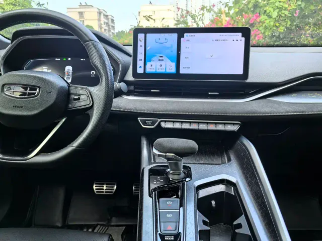 Geely Xingrui — Фото автомобиля 13