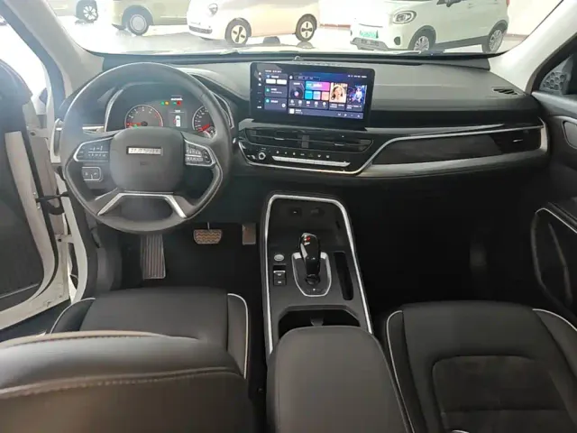 Haval H6 — Фото автомобиля 9