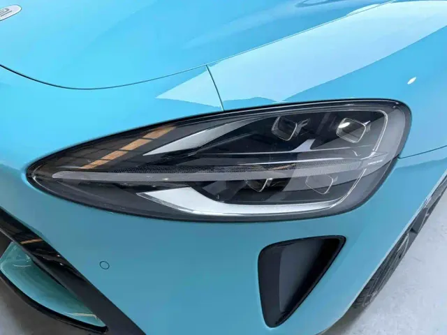 Xiaomi SU7 — Фото автомобиля 22