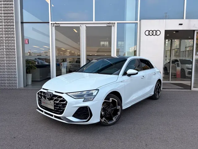 Фотография автомобиля — Audi A3