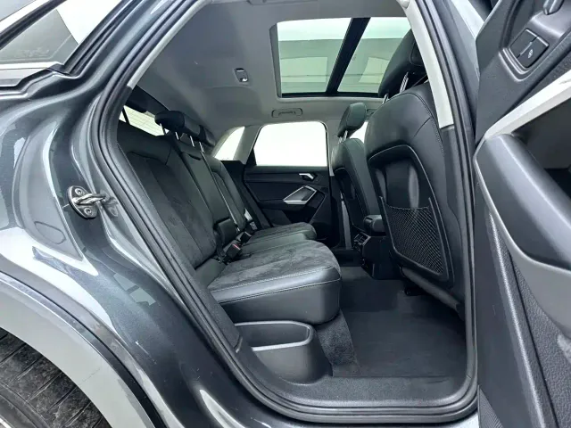 Audi Q3 — Фото автомобиля 10
