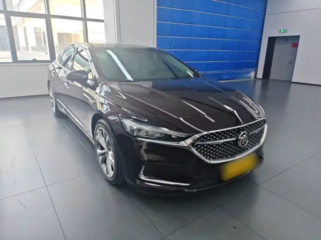 Buick LaCrosse — Фото автомобиля 3