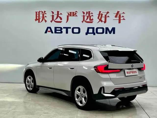 BMW X1 — Фото автомобиля 4