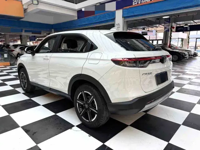 Honda Vezel — Фото автомобиля 16