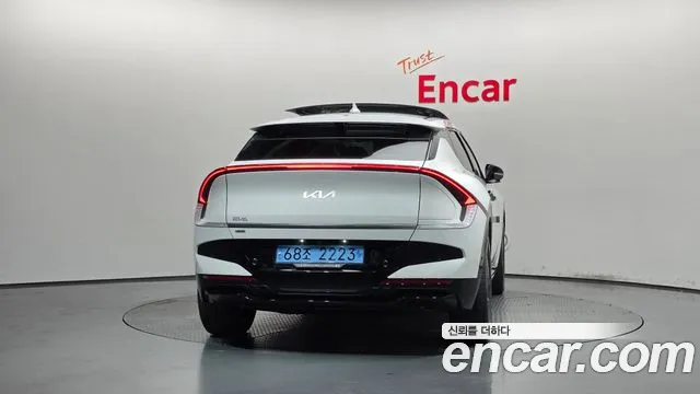Kia EV6 New — Фото автомобиля 4