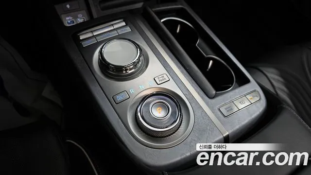 Genesis G80 RG3 — Фото автомобиля 12