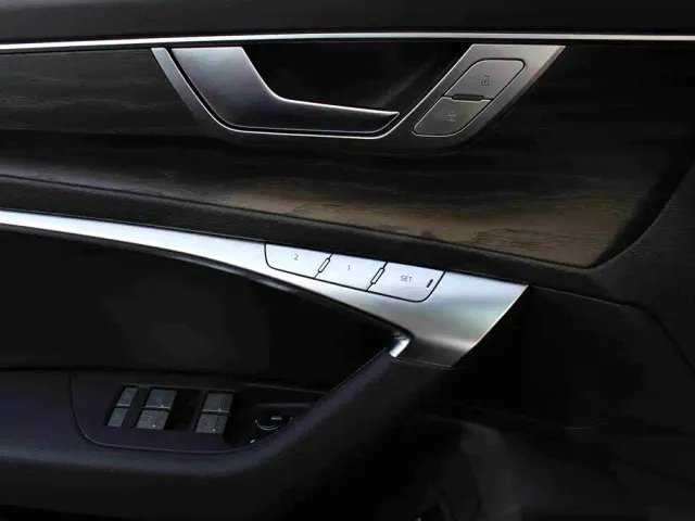 Audi A6L — Фото автомобиля 7