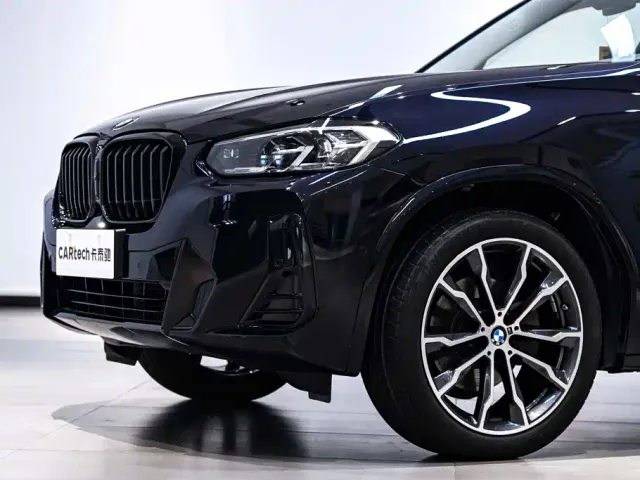 BMW X3 — Фото автомобиля 3