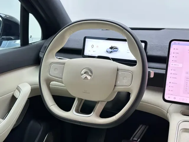 Nio EC6 — Фото автомобиля 12