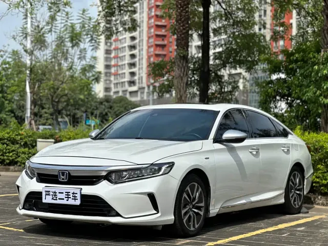 Фотография автомобиля — Honda Inspire