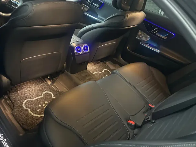 Mercedes-Benz C-Class — Фото автомобиля 10