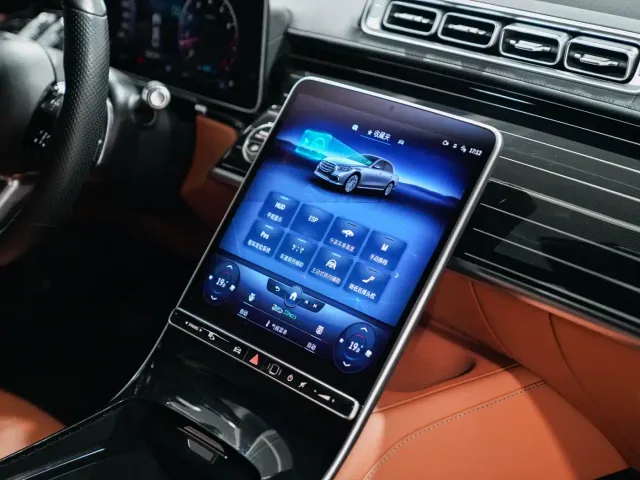 Mercedes-Benz S-Class — Фото автомобиля 14