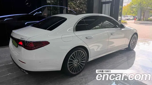 Mercedes-Benz E-Class W214 — Фото автомобиля 3