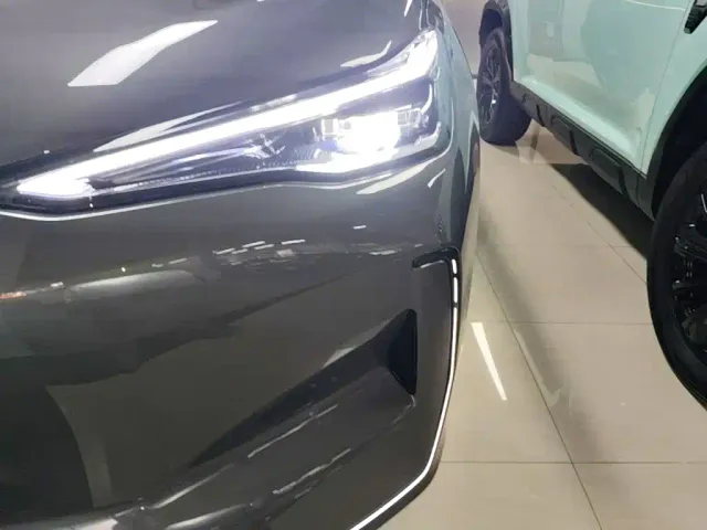 Geely Galaxy E5 — Фото автомобиля 23