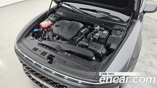 Hyundai Grandeur GN7 — Фото автомобиля 6