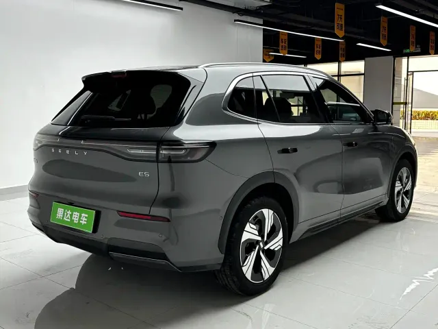 Geely Galaxy E5 — Фото автомобиля 5