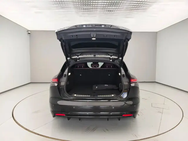 Nio ET5 Touring — Фото автомобиля 6