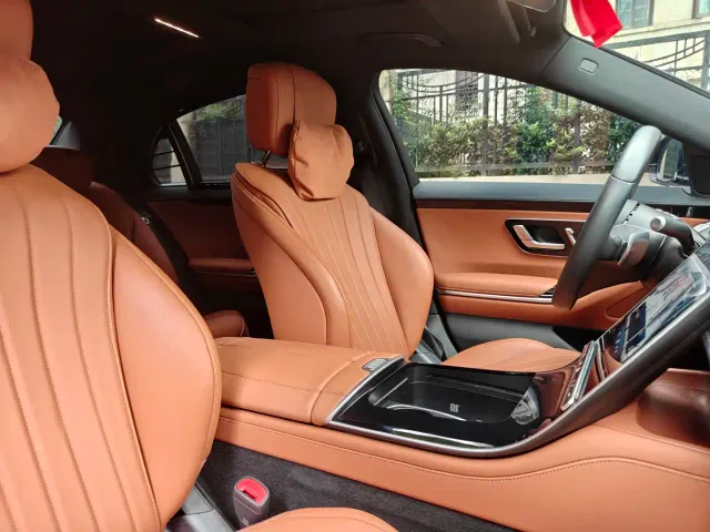 Mercedes-Benz S-Class — Фото автомобиля 16