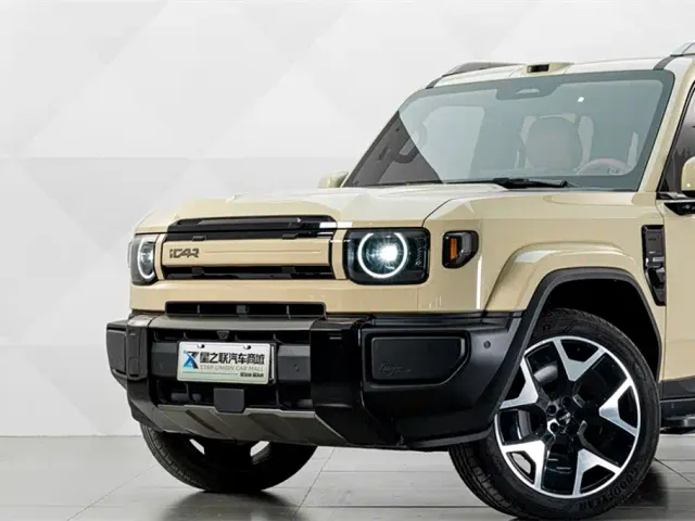 iCAR V27 — Фото автомобиля 3