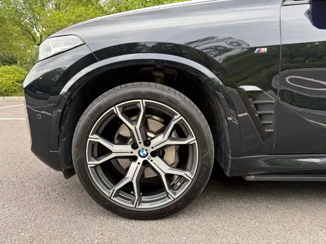 BMW X5 — Фото автомобиля 8