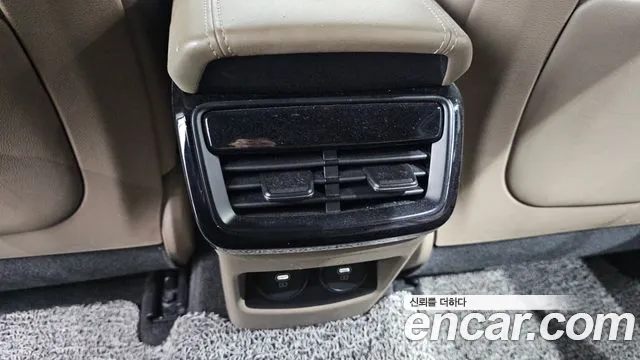 Kia K8 2.5 Бензин 2WD — Фото автомобиля 20