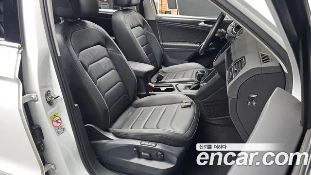 Volkswagen Tiguan Tiguan 2 поколение 2.0 TDI Prestige — Фото автомобиля 26