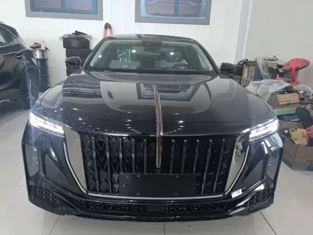 Hongqi H9 — Фото автомобиля 2