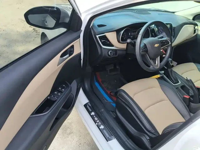 Chevrolet Monza — Фото автомобиля 15