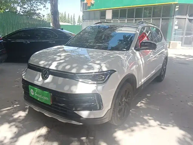Фотография автомобиля — Volkswagen Tharu