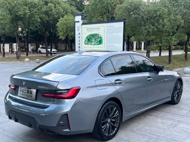 BMW 3 Series — Фото автомобиля 4