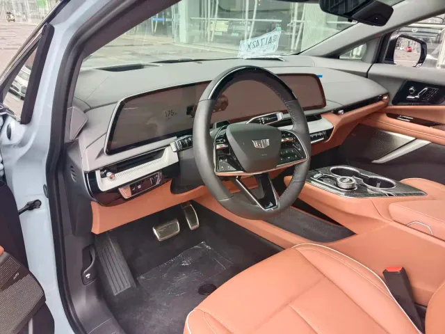 Cadillac Optiq — Фото автомобиля 12