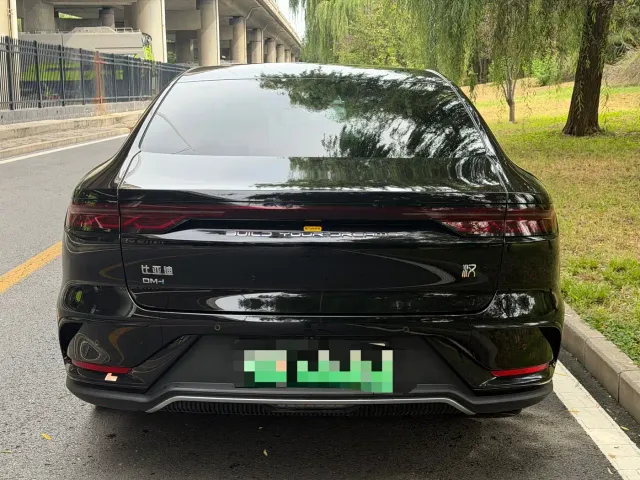 BYD Han — Фото автомобиля 5