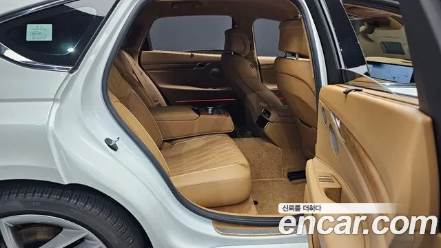 Genesis G80 Бензин 3.5 турбо AWD — Фото автомобиля 26