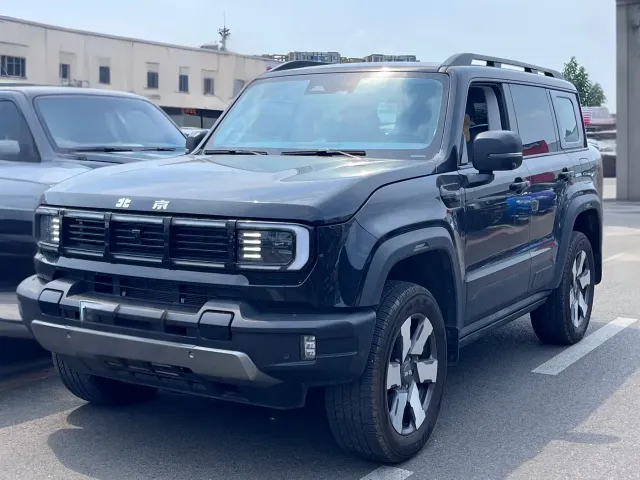 Фотография автомобиля — BAIC BJ40